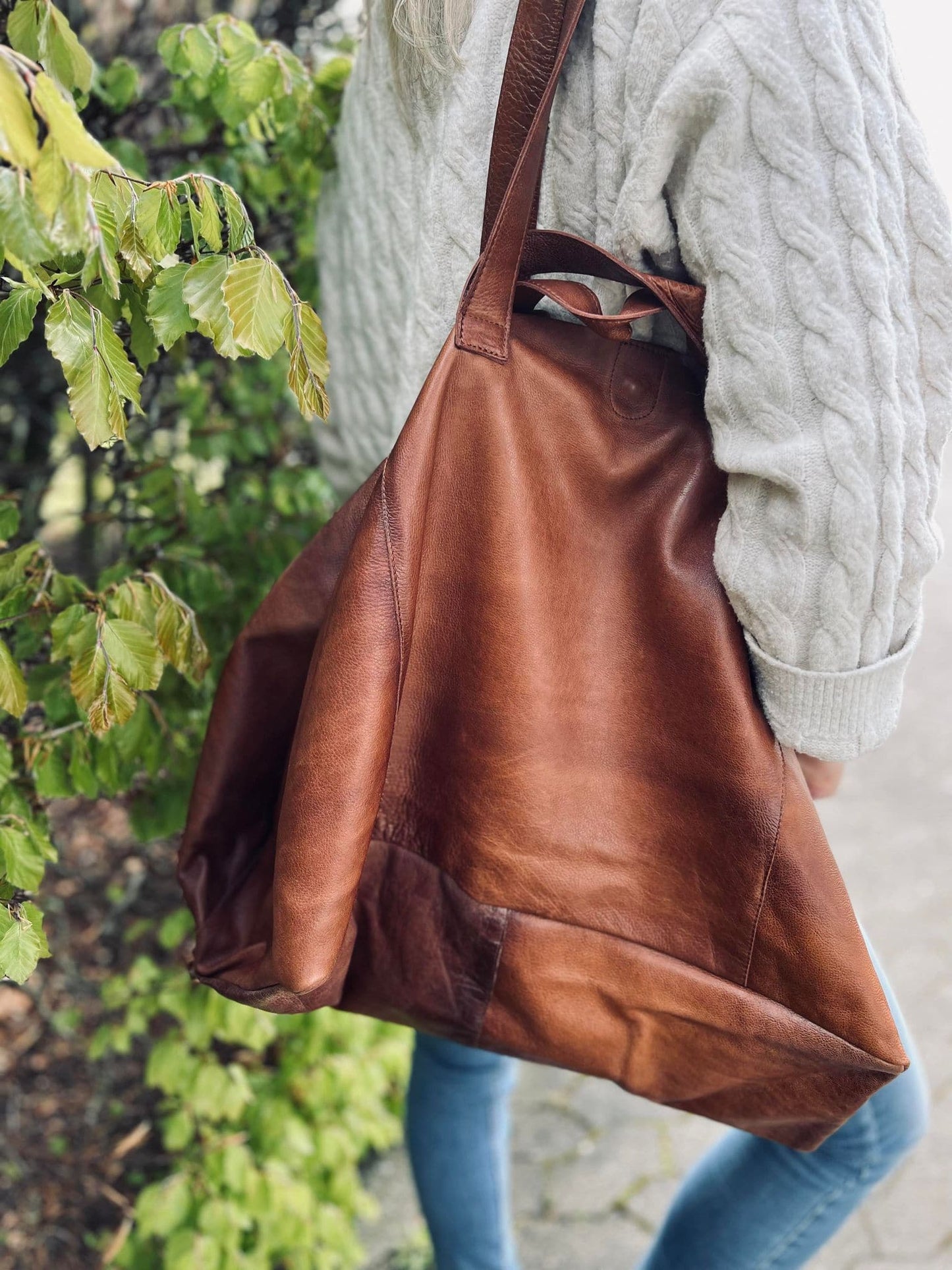 XL KAYA Shopper - Walnut - VIAMAJA.DK