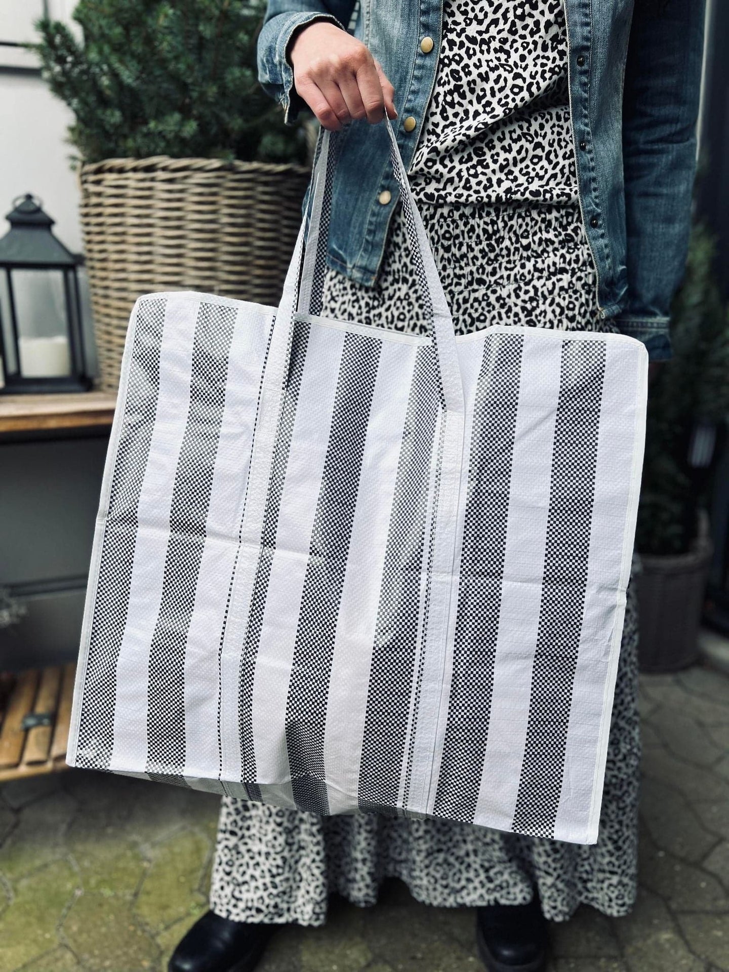 XL strandtaske med Strib - Sort - VIAMAJA.DK