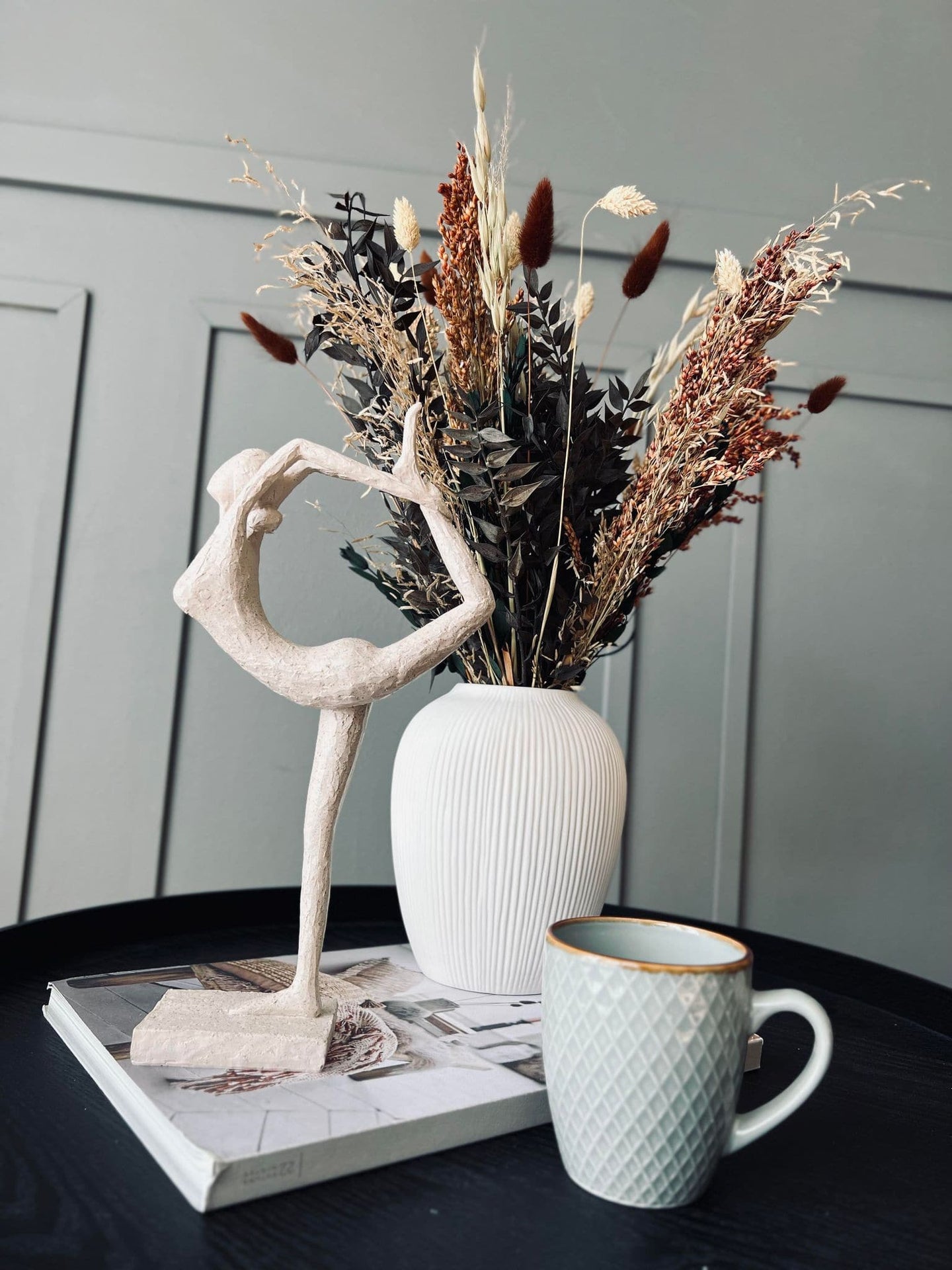 YOGA - White Lady No.1 - VIAMAJA.DK
